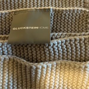 Gluckenstein 70x52” Gray Throw Blanket NWOT